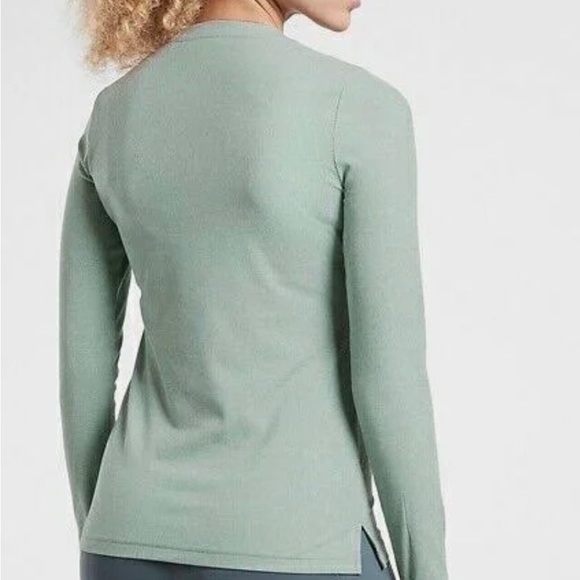 NWOT Athleta Uptempo Ribbed Henley - size small - Picture 3 of 10